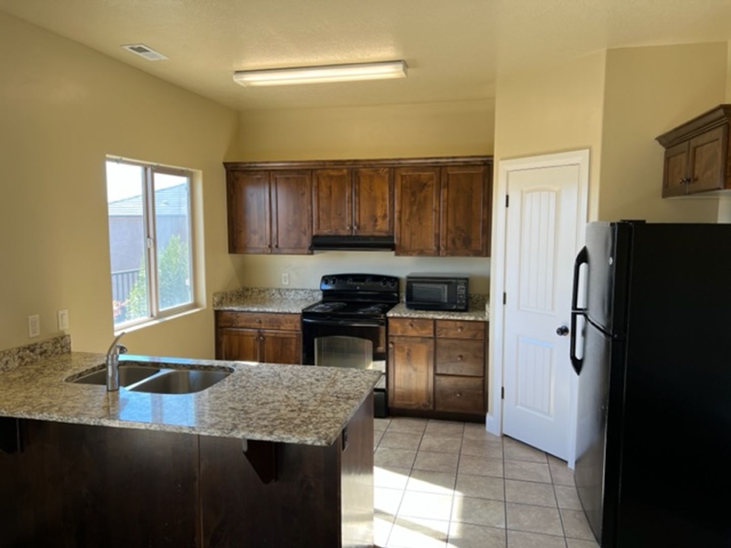 370 W Buena Vista #144 2 of 12