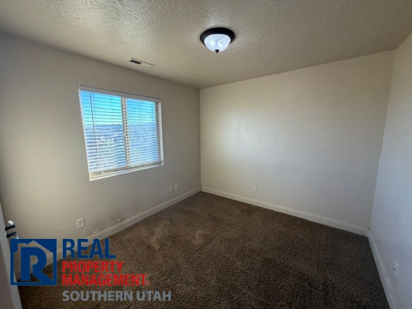 370 W Buena Vista #194 11 of 12