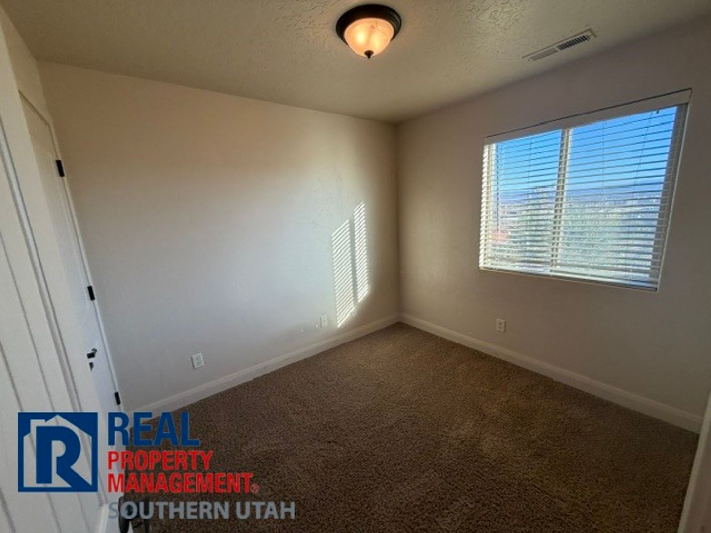 370 W Buena Vista #194 10 of 12