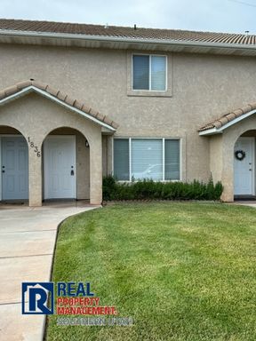 Dixie Downs Townhouse – photo 1