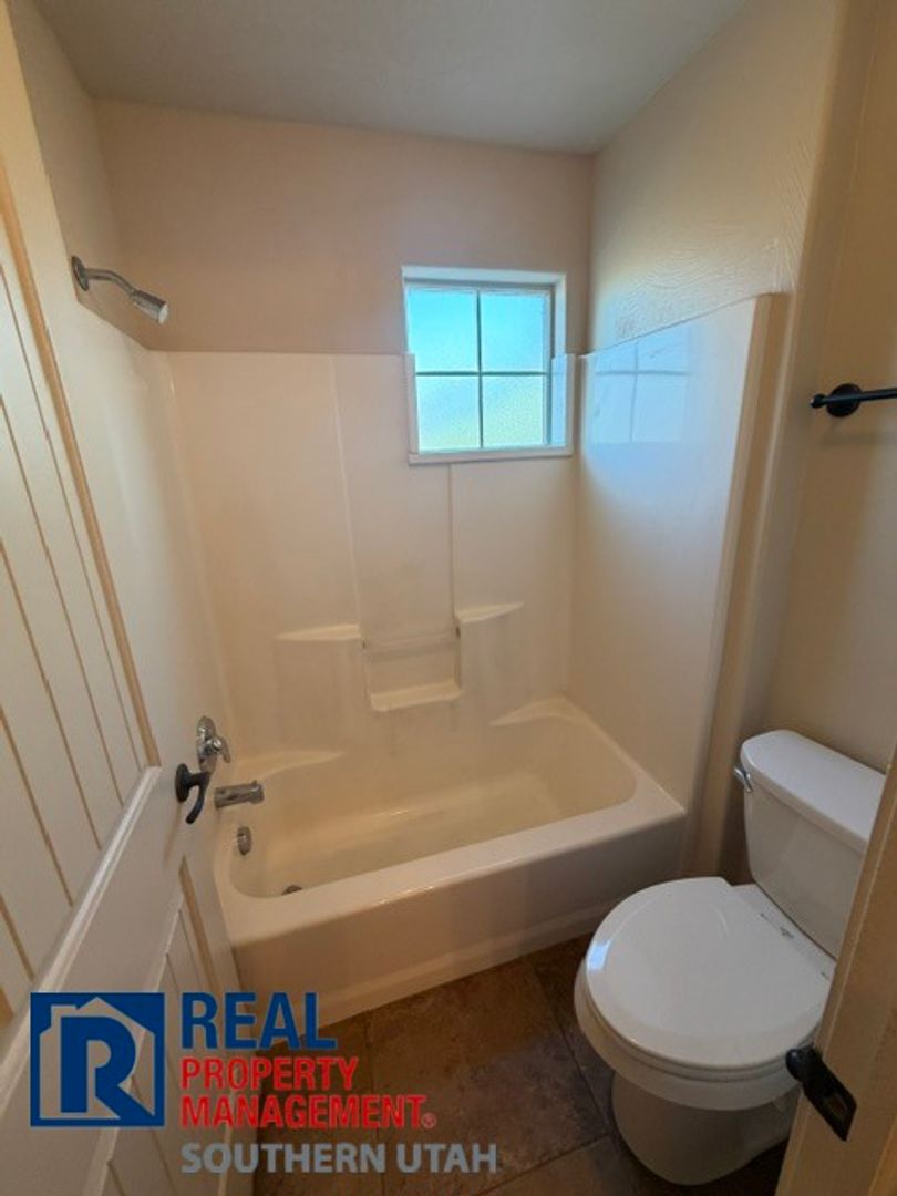 370 W Buena Vista #194 8 of 12