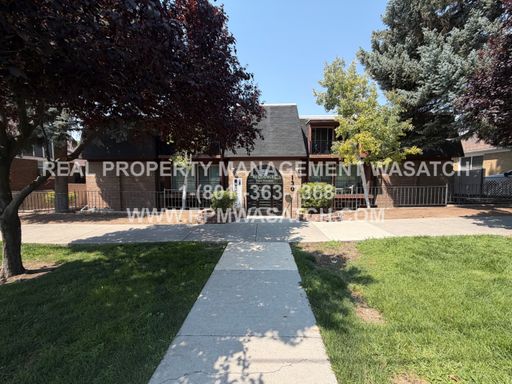 Newly Renovated 1 & 2 bedroom Units – photo 1