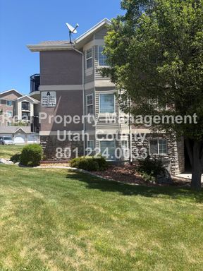Half Off First Months Rent! Condo in Saratoga Springs