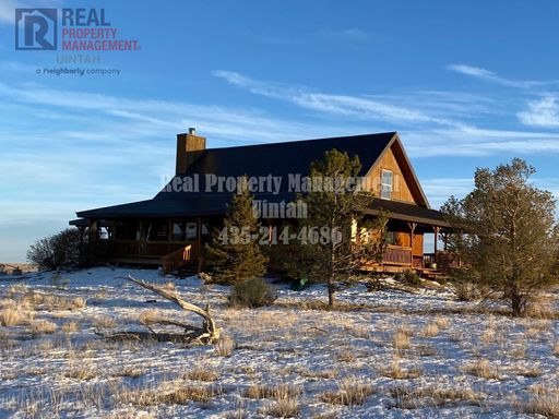 FALL IN LOVE WITH THIS 2 Bedroom 1 Bathroom Cabin Home and take advantage of this MOVE IN SPECIAL-$500 OFF FIRST MONTHS RENT WHEN YOU SIGN A 12-MONTH LEASE