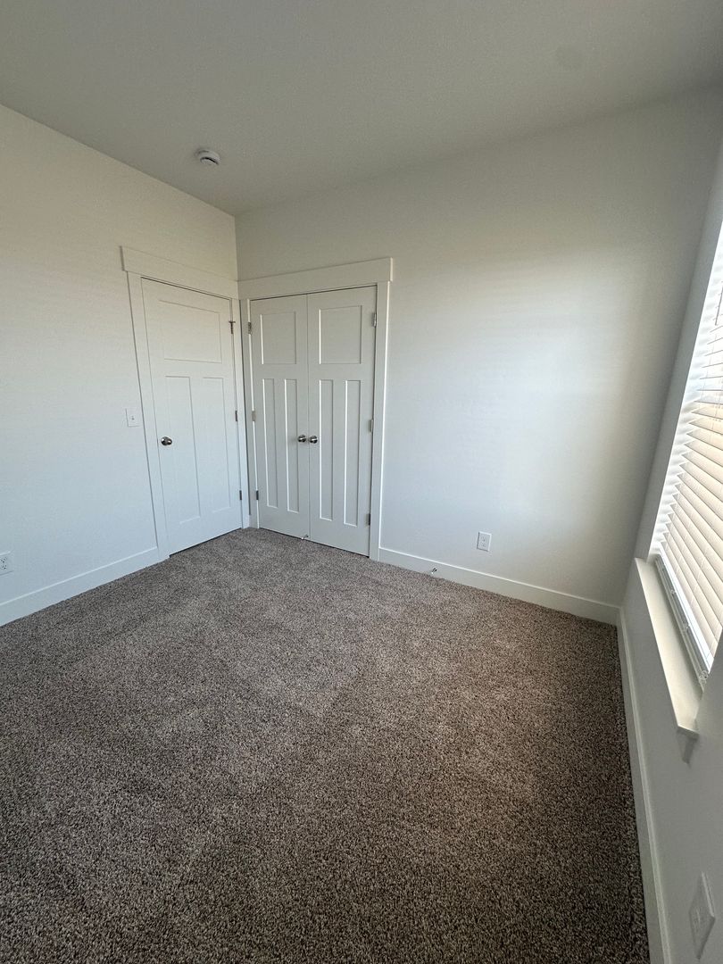 12727 Skyline Loop Ln 10 of 34