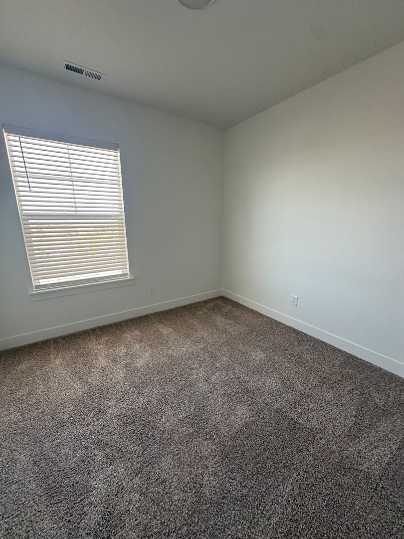 12727 Skyline Loop Ln 11 of 34