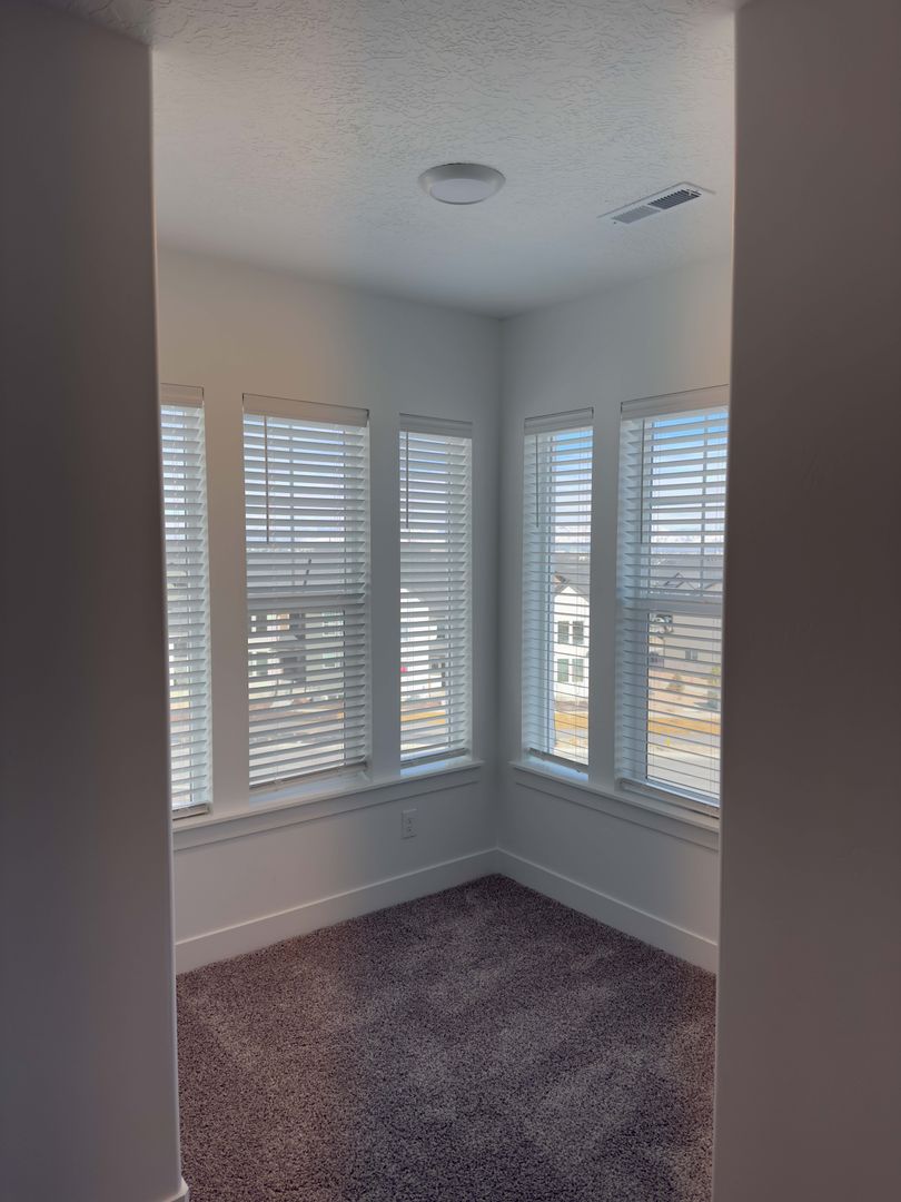 12727 Skyline Loop Ln 21 of 34