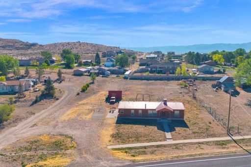 Welcoming home in Moroni, UT – photo 1
