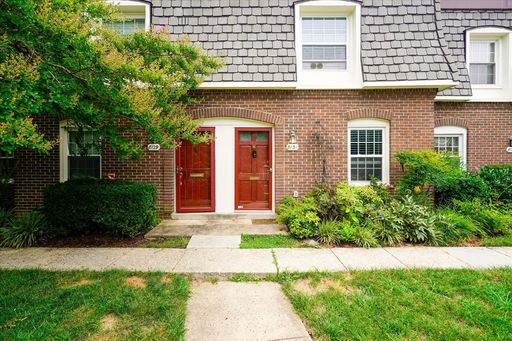 Rarely available 2 story townhome in the heart of Cardinal Forest!!