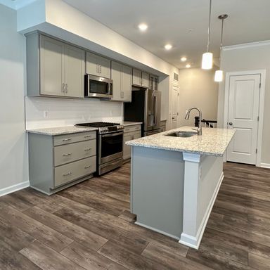 Stunning 3-Level Condo with Garage in Desirable Rippon Landing! – photo 1