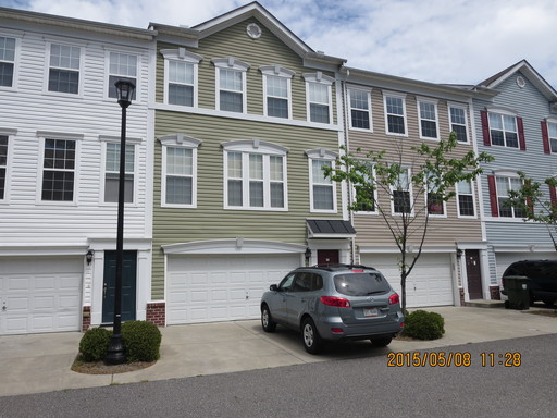 Nice town home close to Town Center – photo 1