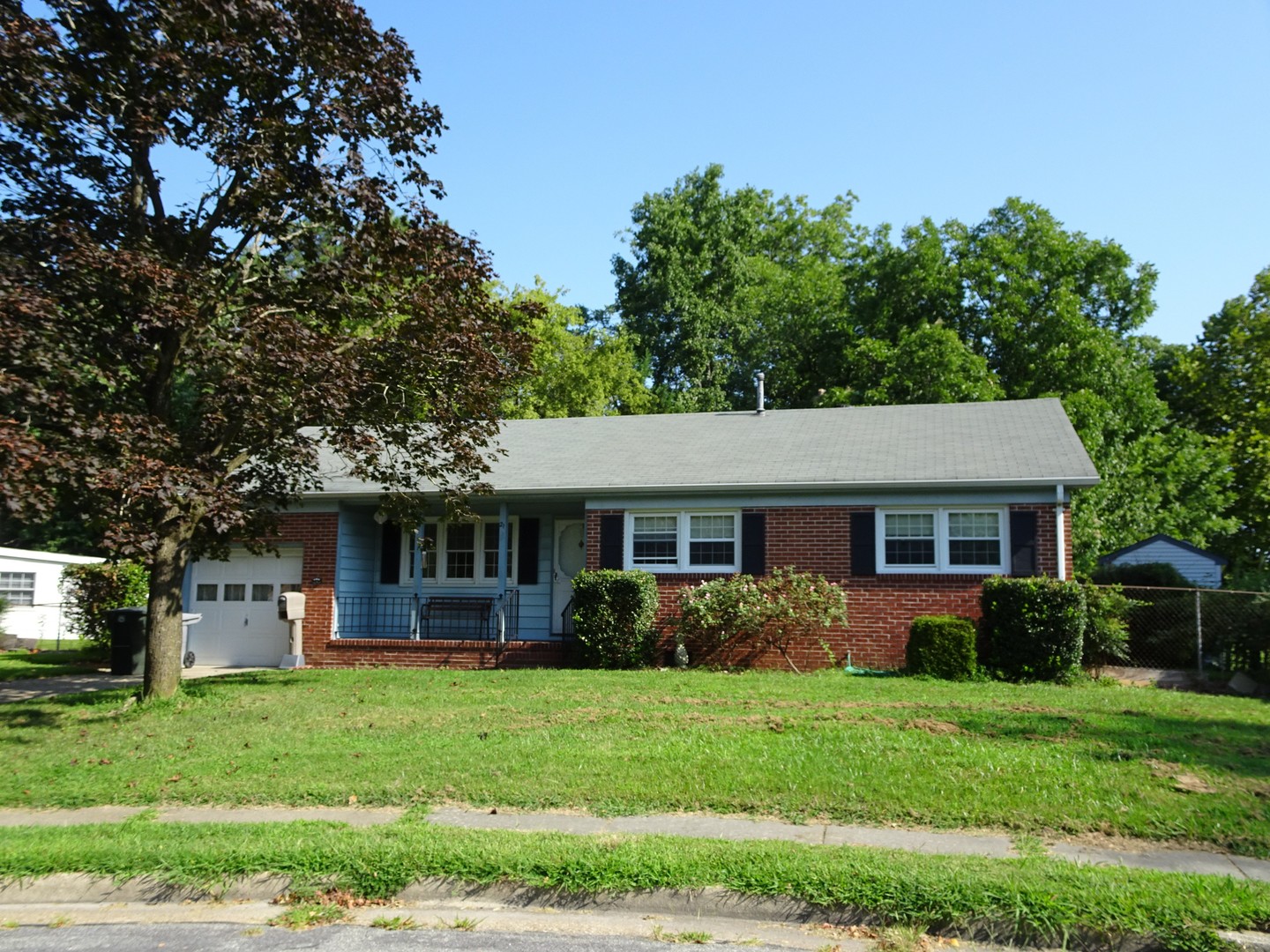 Hampton House: 21 Harris Landing Rd