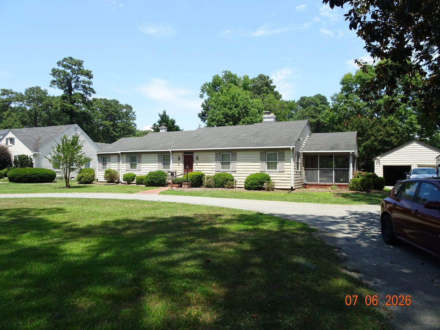 Newport News House: 302 Riverside Drive