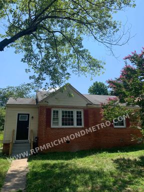 Charming 2 bedroom, 1 bathroom Rancher in Montrose Ready October 20th! – photo 1