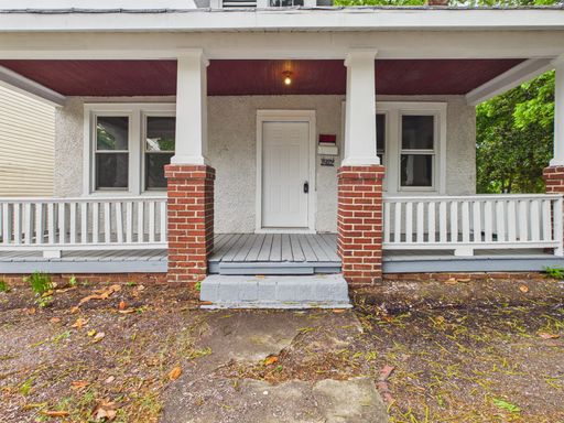 Spacious 2 Bedroom Home Minutes from Downtown Richmond! – photo 1