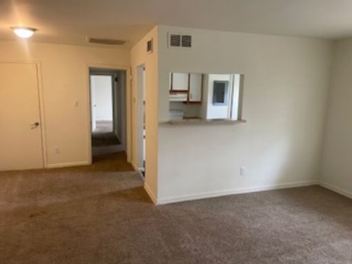 Hopewell One Bedroom Available Now! Security Deposit alternative available for qualified renters! – photo 1