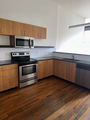Awesome 2Bed 2Bath Available August 31st! – photo 1