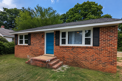 Charming 3-Bedroom Home in South Richmond - Available Now! – photo 1