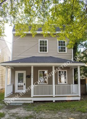 Gorgeous 3 Bedroom Home in Church Hill Available Mid September! – photo 1