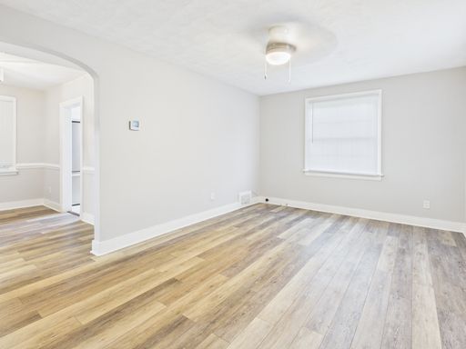 Corner Lot 4 Bed 2 Bath Home in South Richmond Available NOW! – photo 1
