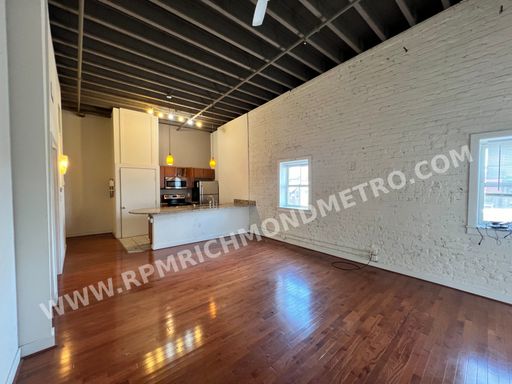 COMING SOON - Modern 2 Bed, 2 Bath in Shockoe Bottom Available August 5th! Ask about free TV offer! – photo 1