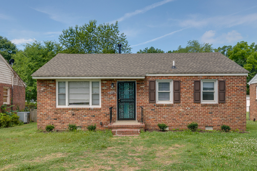 Charming 3-Bedroom Northside Rancher with Fenced Backyard Available Nov 13th! – photo 1