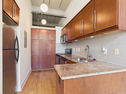 Loft Style Manchester Apartment Near the James River – Pool, Gym & Rooftop Terrace! – photo 1