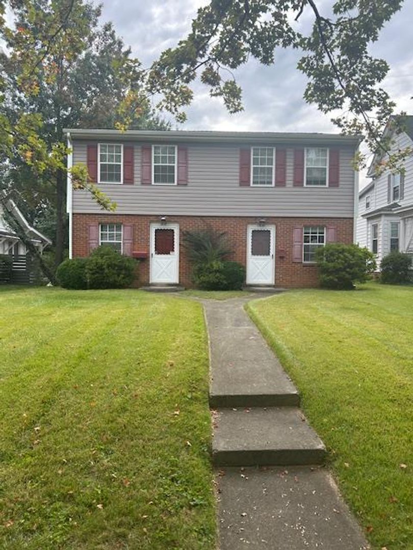 Roanoke Townhome: 1820 Belleville Road