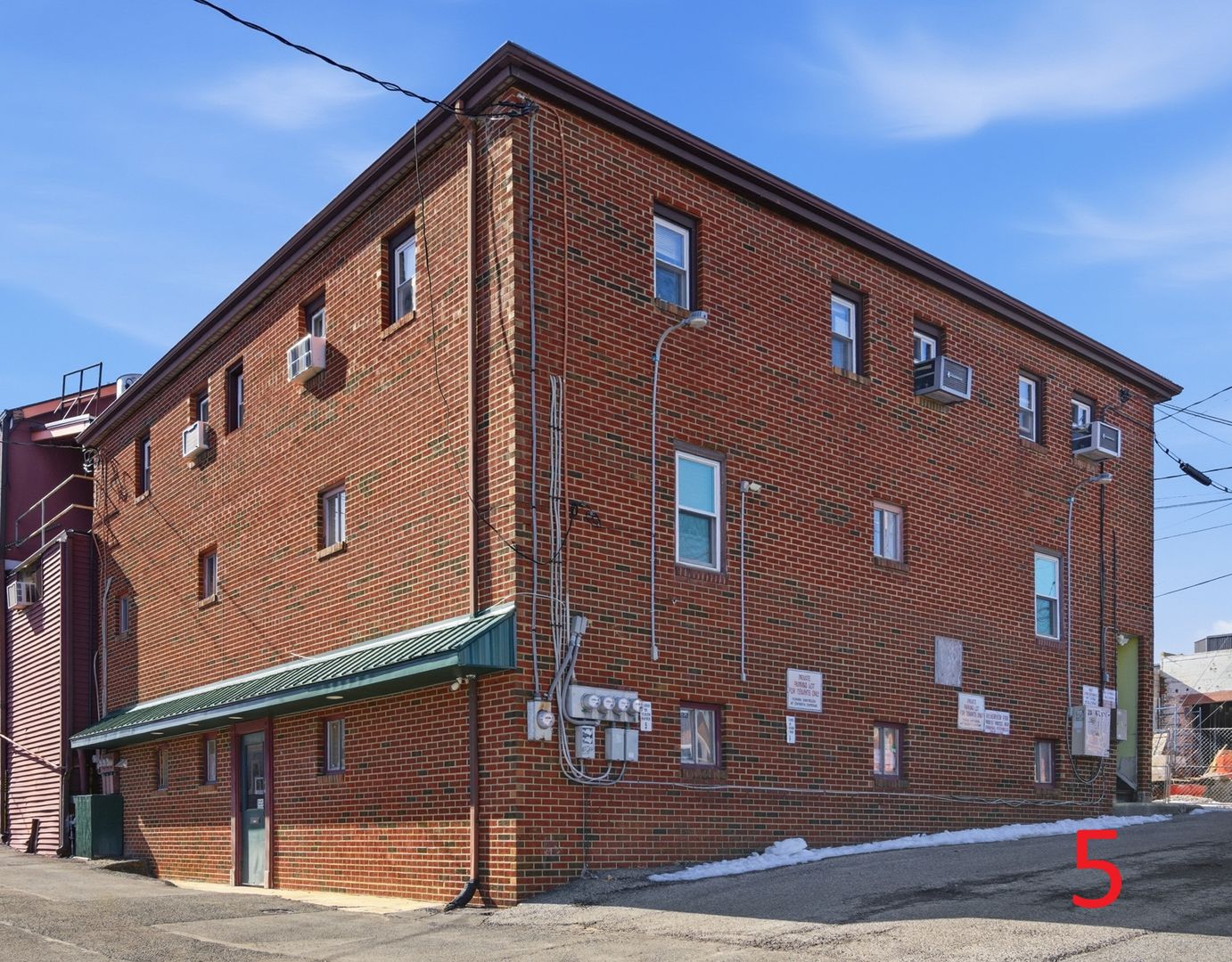 Blacksburg Apartment: 120 Wilson Street