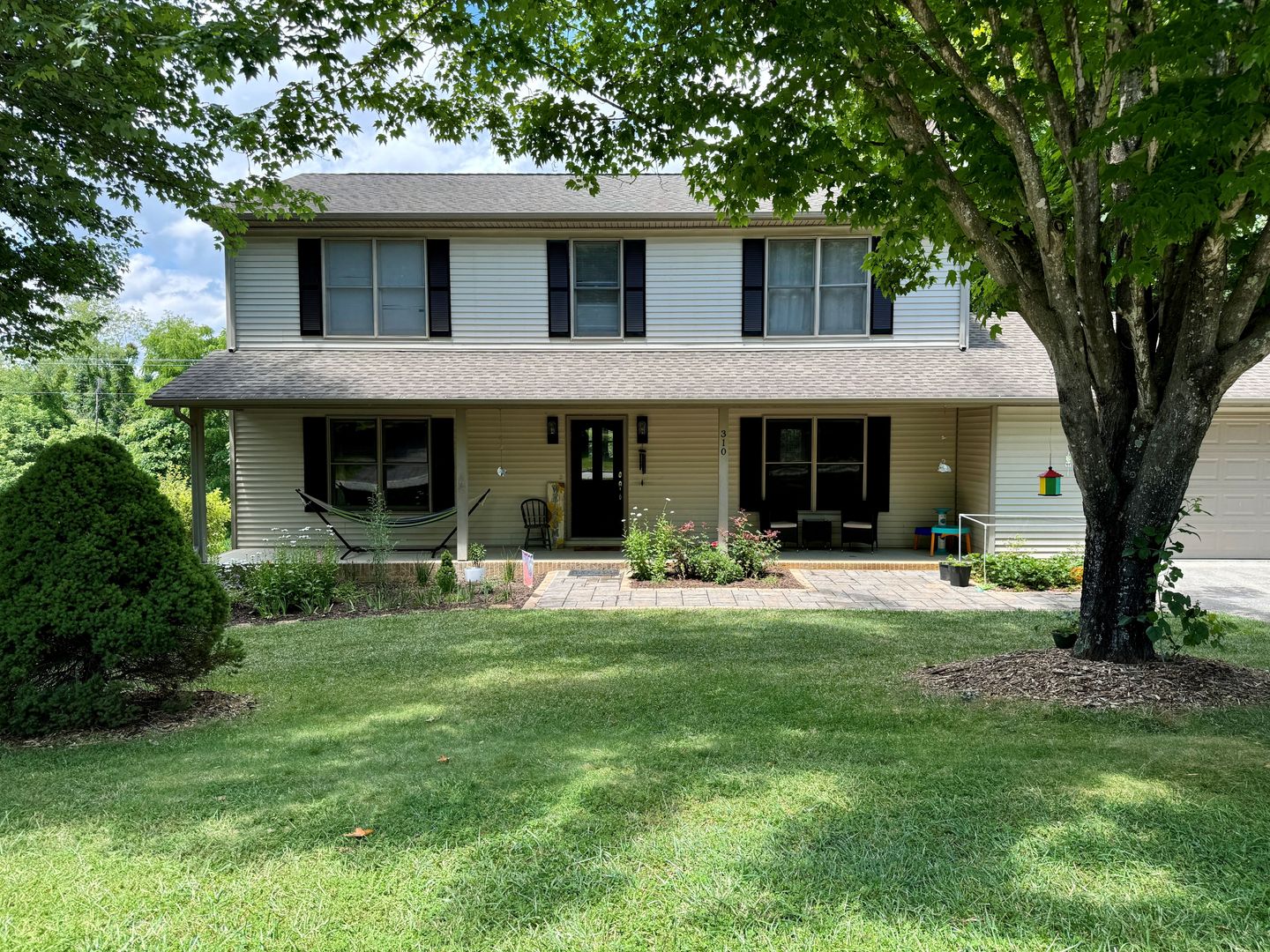 Blacksburg House: 310 Cherokee Drive