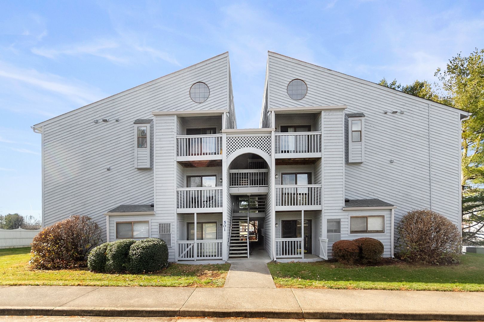 Blacksburg Condo: 501 Sunridge Drive, Apt H