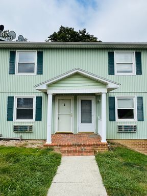 Wonderful 2 Bedroom Townhome Coming December 15th 2026!