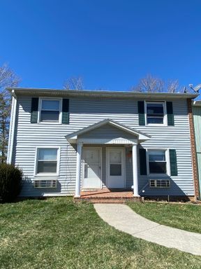 457 Steeles Fort Road, #8