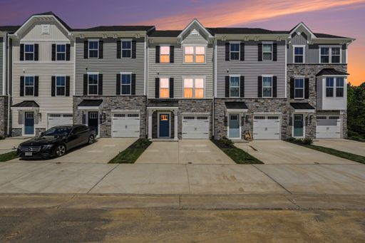 BRAND-NEW LUXURY TOWNHOME | ALEXANDER’S CROSSING | COMMUNITY POOL | 2,300 SQ. FT. – photo 1