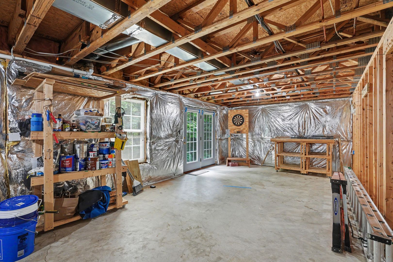 24 Crestwood Ln 11 of 12