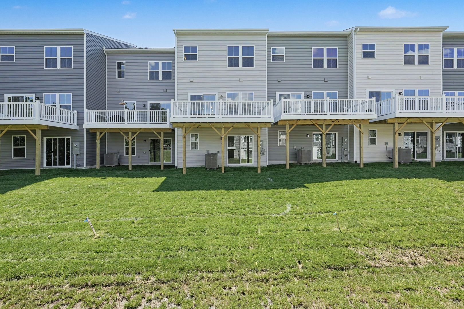 9177 Edenderry Dr. 2 of 12