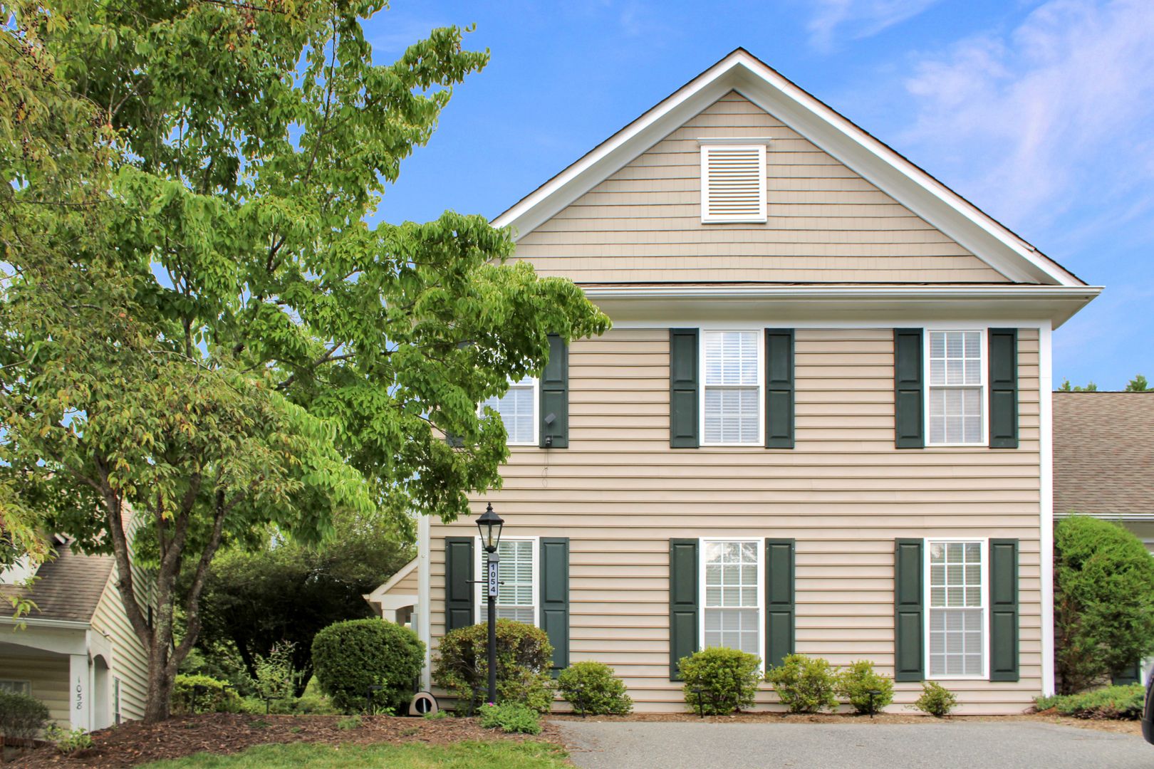 Bristlecone Ln 1054 1 of 12