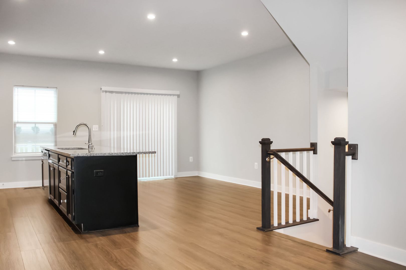 Lockwood Dr 2061 10 of 12
