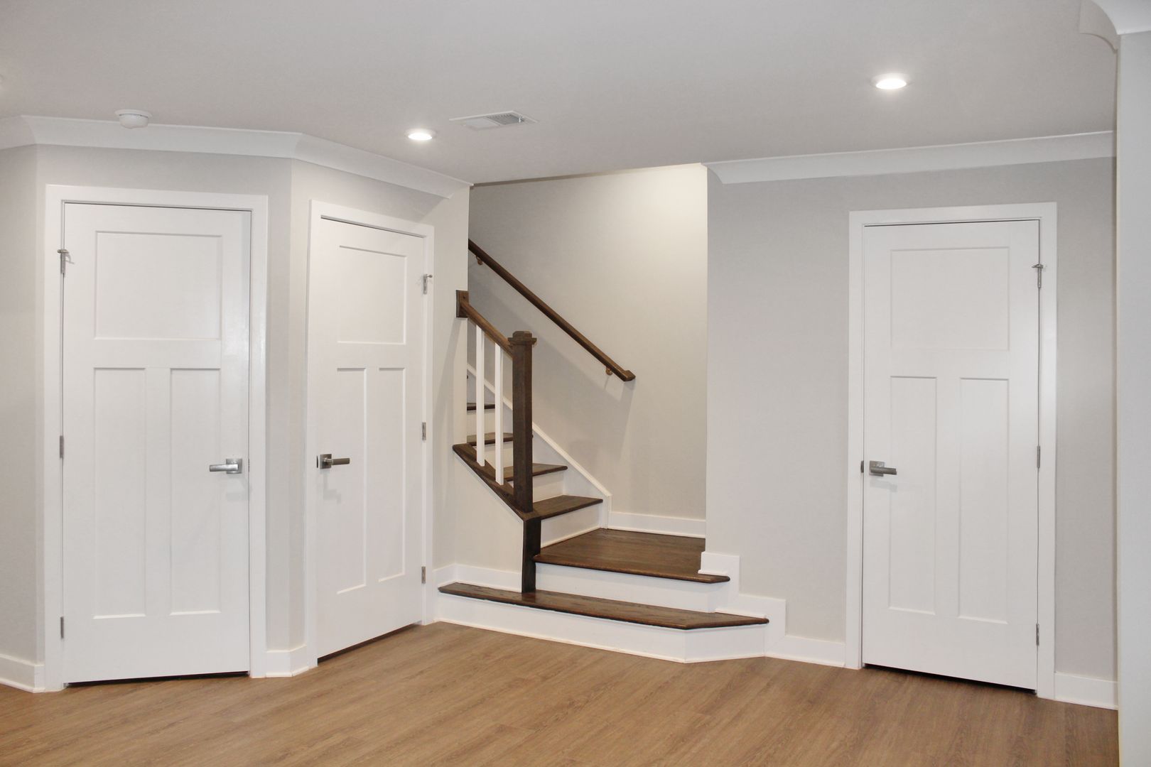 Lockwood Dr 2061 5 of 12