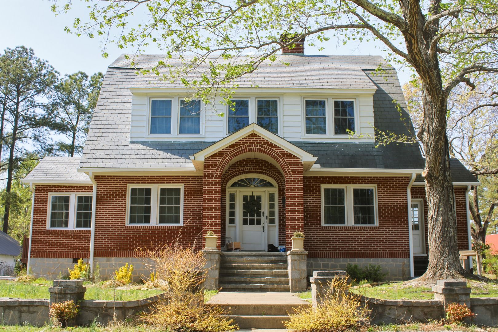 Dillwyn House: 22889 N James Madison Hwy