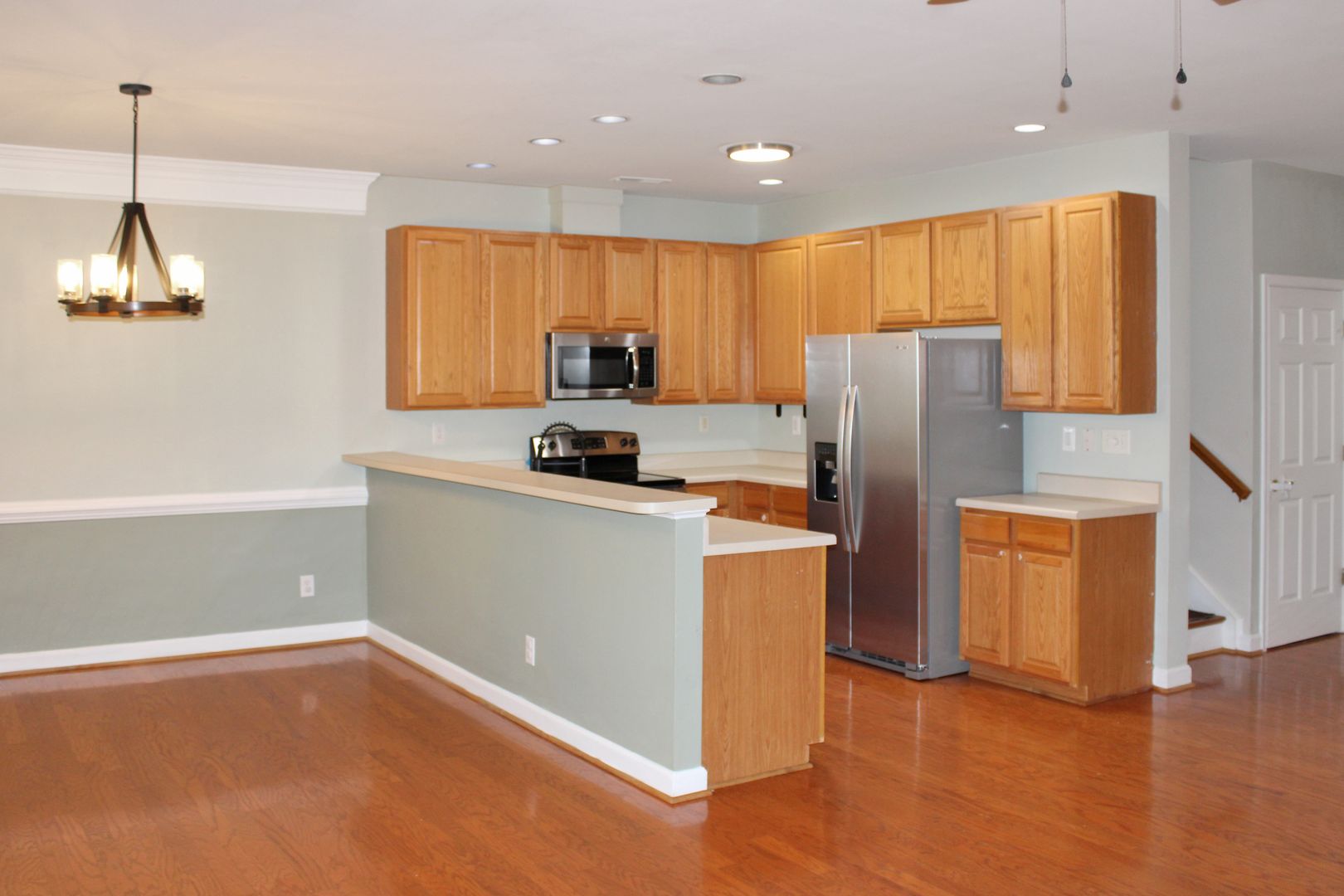 Bristlecone Ln 1054 2 of 12