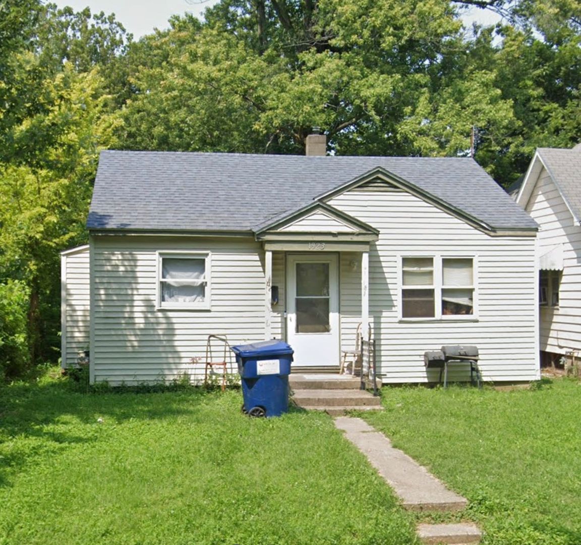 Decatur House: 1923 N Church Street