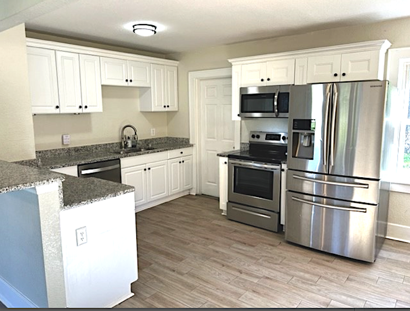 Norfolk House: 1380 E. Norcova Drive
