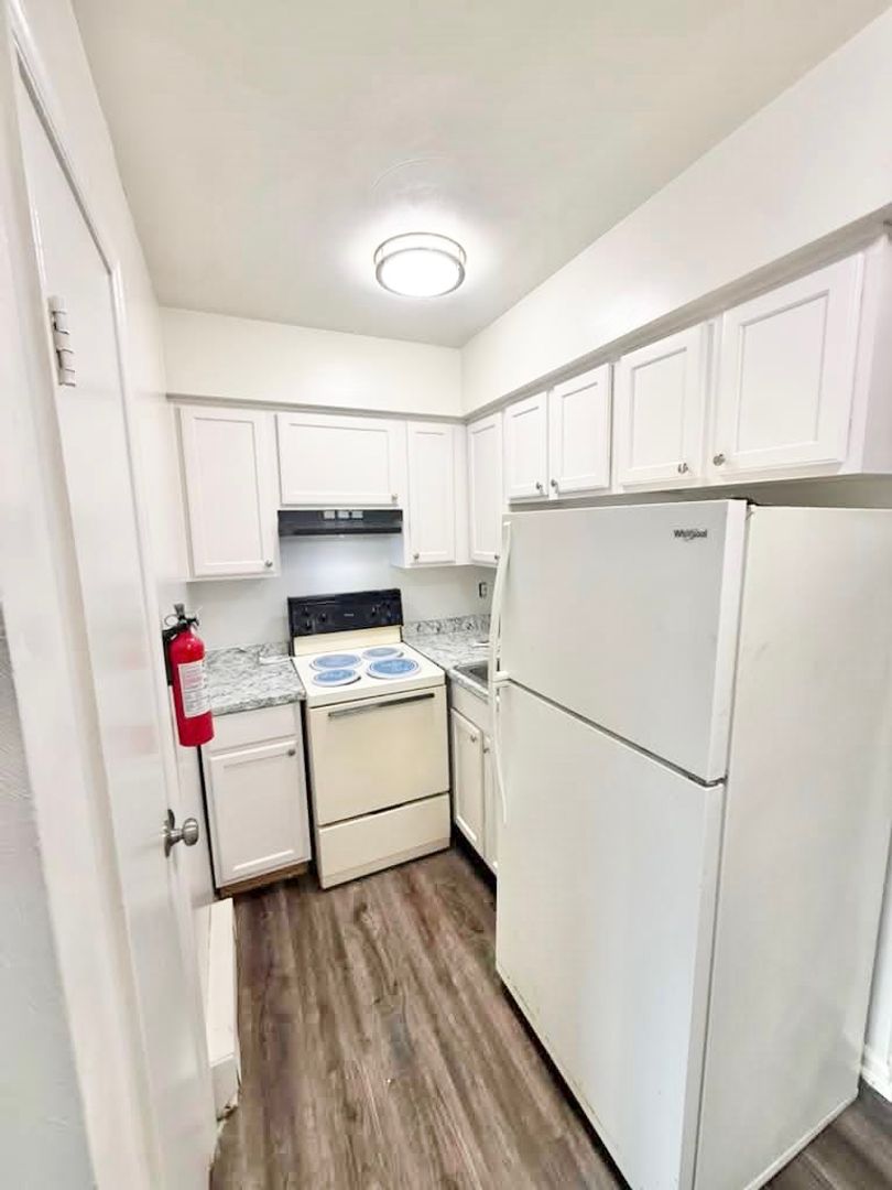 Norfolk Apartment: 2628 Shoop Avenue