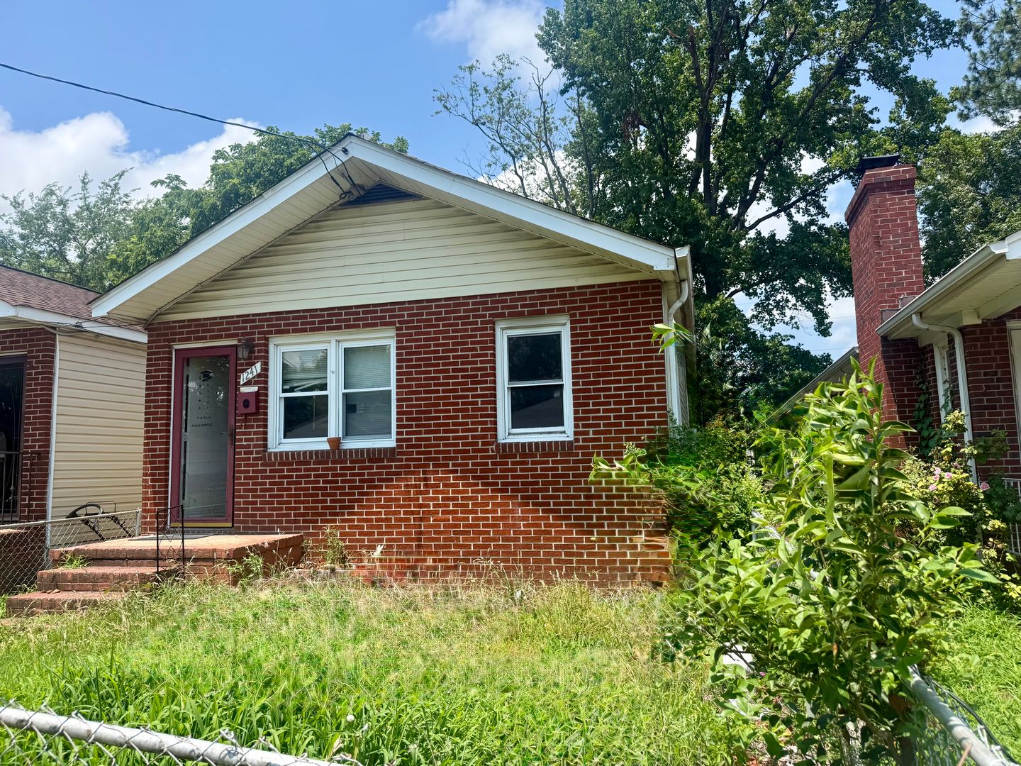Newport News House: 1241 36th Street
