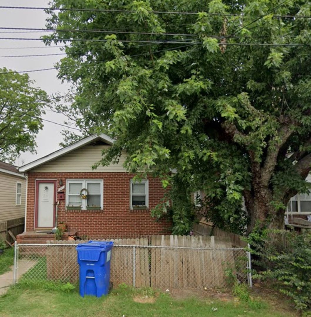 Newport News House: 1241 36th Street