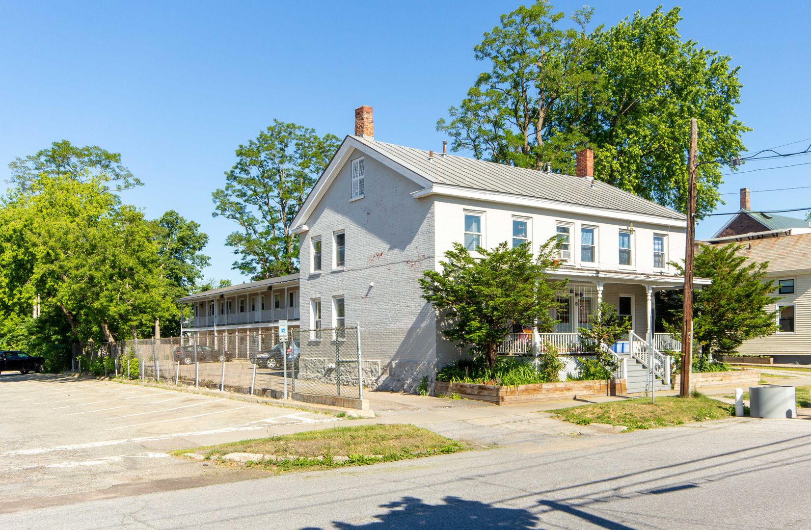 Burlington Apartment: 61 Elmwood Avenue