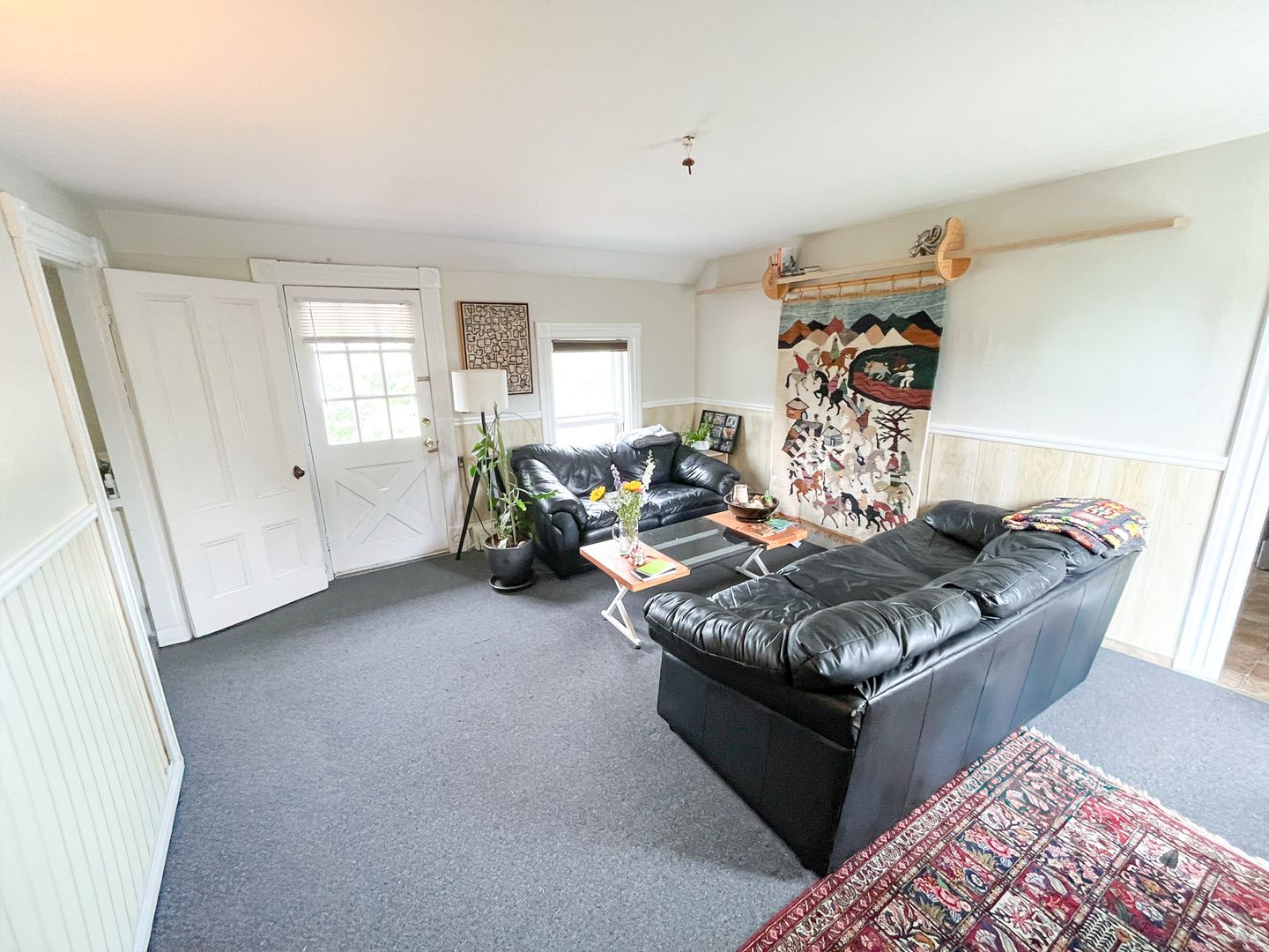 Shelburne Apartment: 5174 Shelburne Road