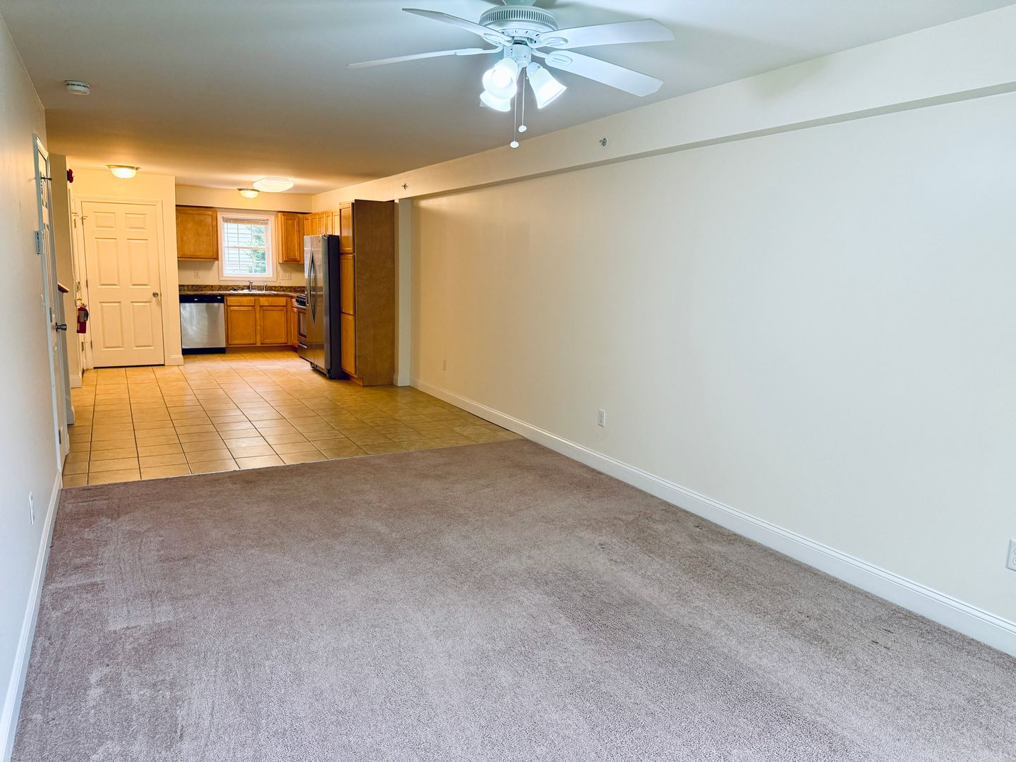 Burlington Apartment: 155 Plattsburg Ave