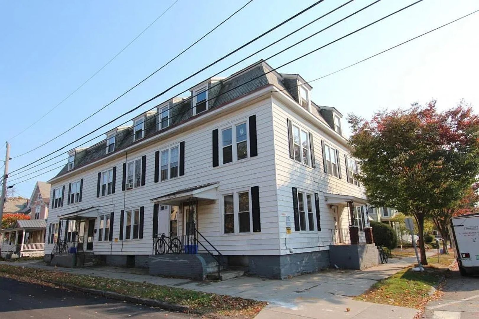 Burlington Apartment: 33-37 Grant St